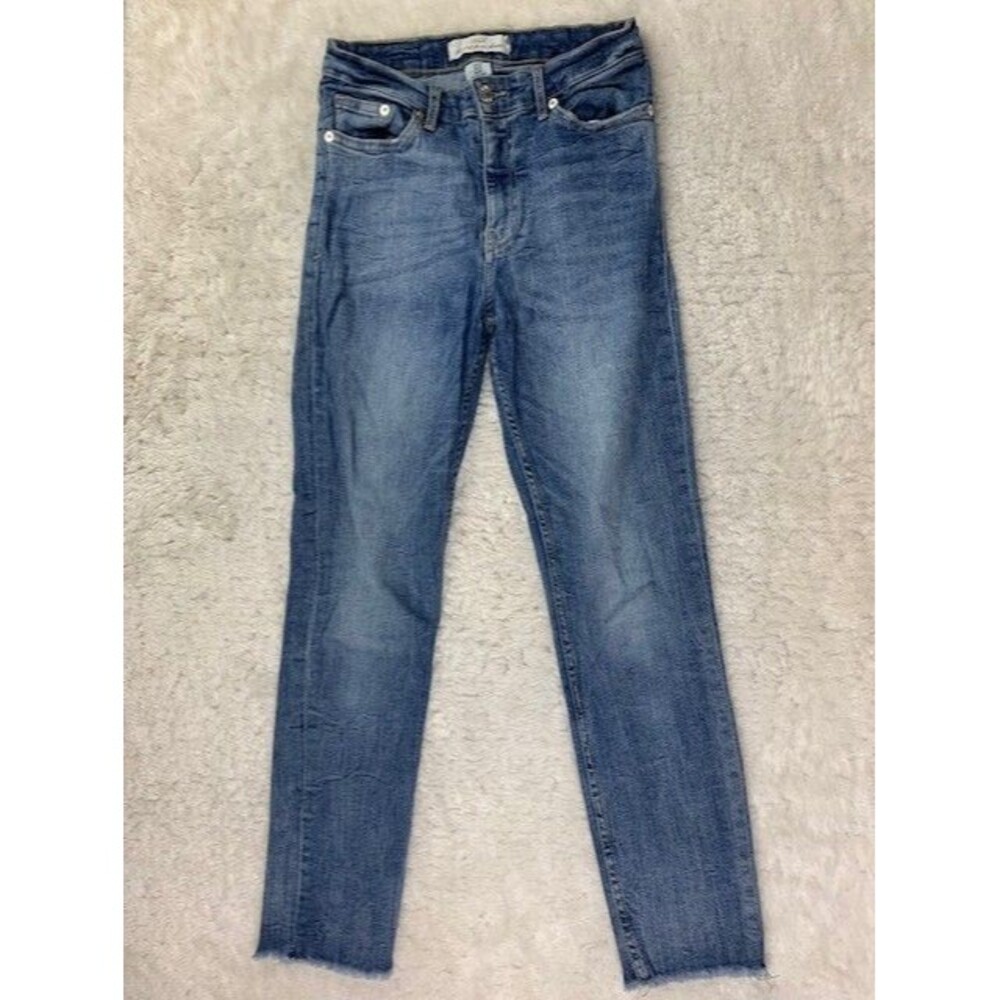 L O G G Size 26 Womens Jeans Med Wash Mid Rise Skinny Raw Hem